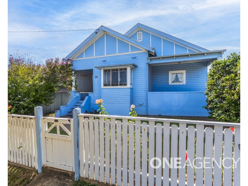 35 WOODEN STREET, Turvey Park NSW 2650