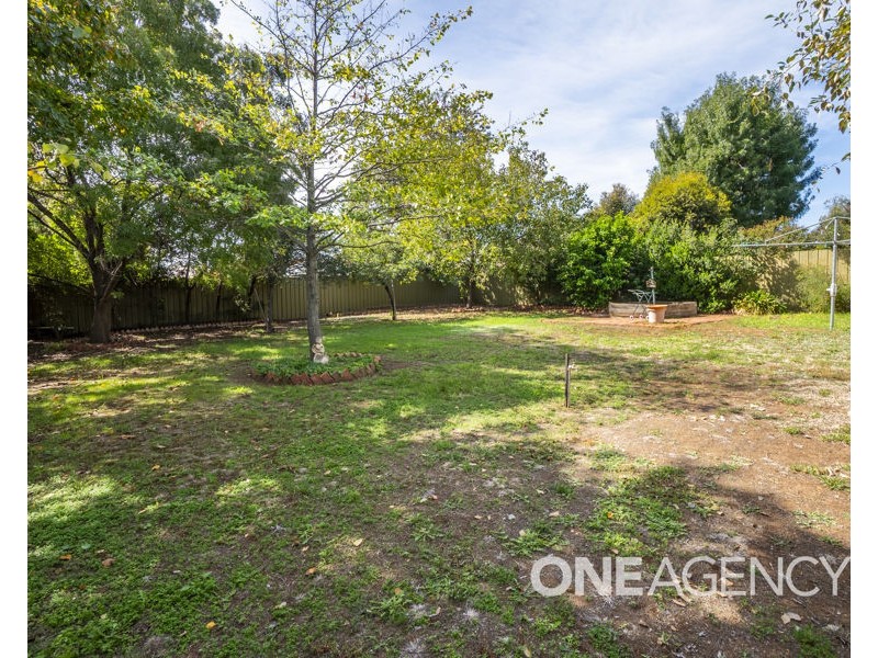 35 WOODEN STREET, Turvey Park NSW 2650