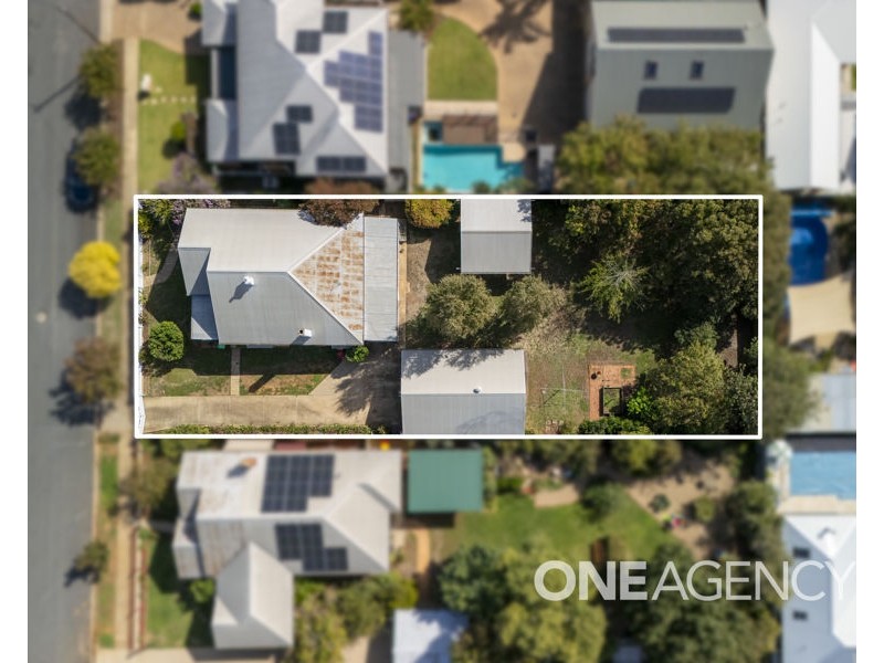 35 WOODEN STREET, Turvey Park NSW 2650