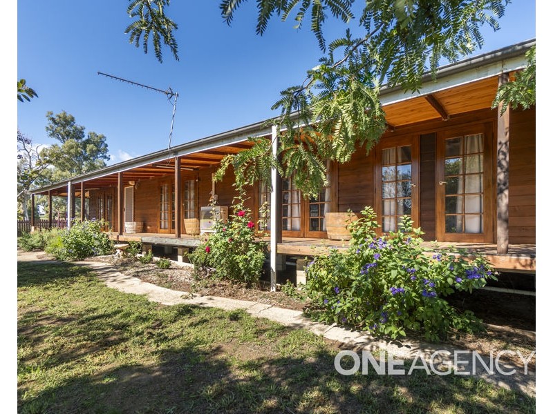 29 WARRAL STREET, Wantabadgery NSW 2650