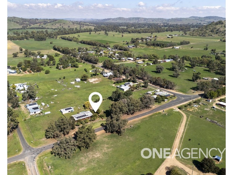 29 WARRAL STREET, Wantabadgery NSW 2650