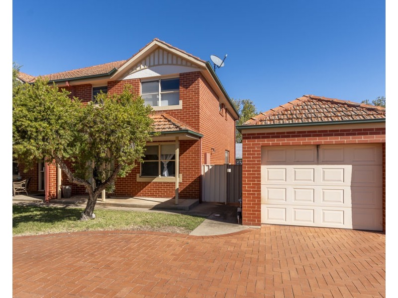 16/11 CRAMPTON STREET, Wagga Wagga NSW 2650