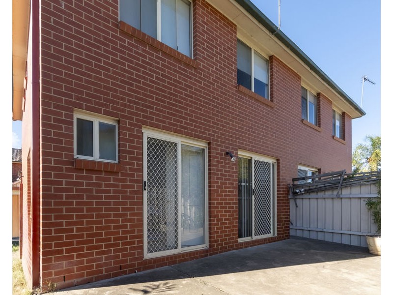 16/11 CRAMPTON STREET, Wagga Wagga NSW 2650