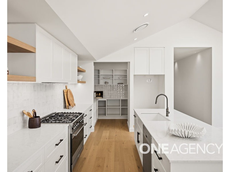 253 MUTTAMA PARADE, Gobbagombalin NSW 2650