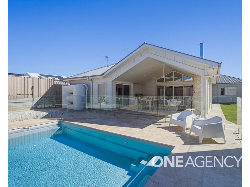 253 MUTTAMA PARADE, Gobbagombalin NSW 2650