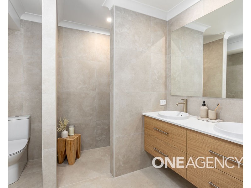 3 LAWRENCE AVENUE, Gobbagombalin NSW 2650