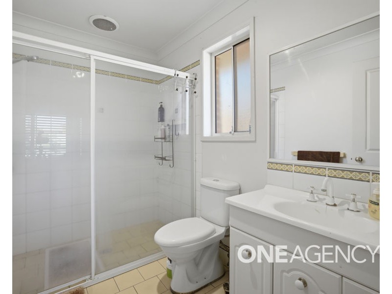 6 WOOMERA PLACE, Glenfield Park NSW 2650