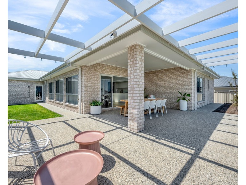 240 MUTTAMA PARADE, Gobbagombalin NSW 2650