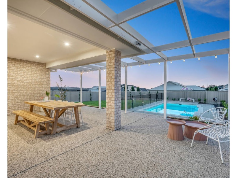 240 MUTTAMA PARADE, Gobbagombalin NSW 2650