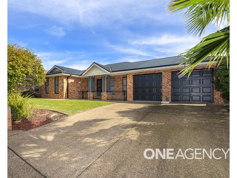 37 BEDERVALE STREET, Bourkelands NSW 2650