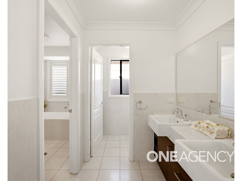 37 BEDERVALE STREET, Bourkelands NSW 2650