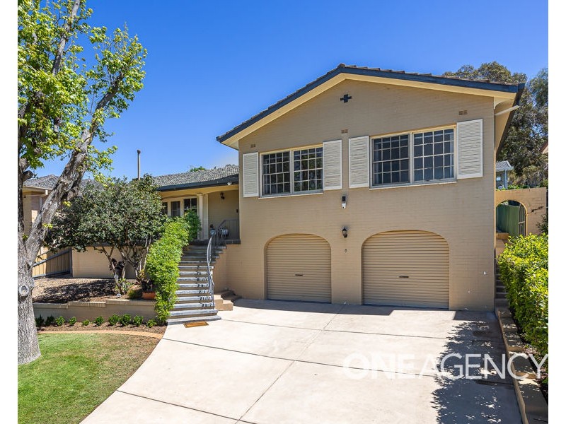 8 WILKS AVENUE, Kooringal NSW 2650