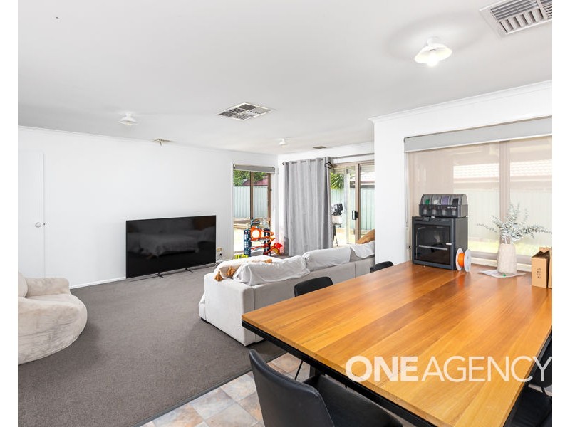 41 FAY AVENUE, Kooringal NSW 2650