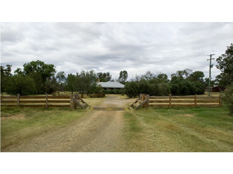 ‘WEST MOOKI’ 70 WILLIEWARINA RD, Caroona NSW 2343