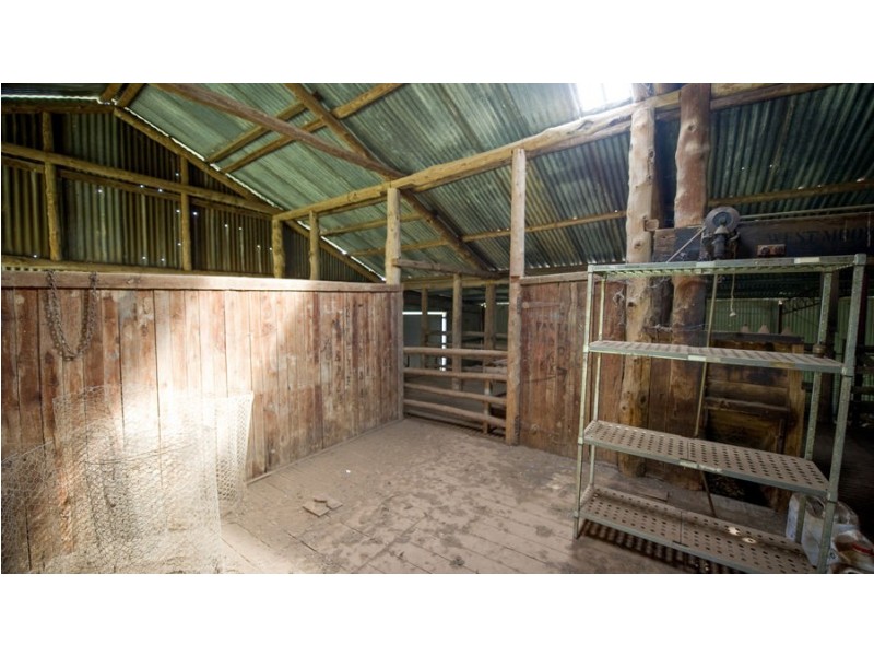 ‘WEST MOOKI’ 70 WILLIEWARINA RD, Caroona NSW 2343