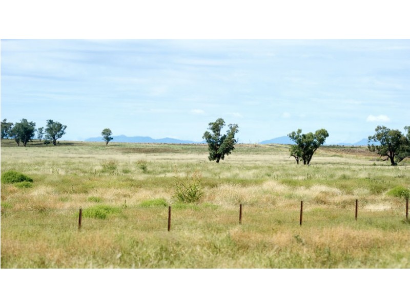 ‘WEST MOOKI’ 70 WILLIEWARINA RD, Caroona NSW 2343