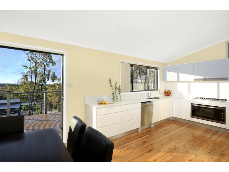 4 Grandview Parade, Hill Top NSW 2575