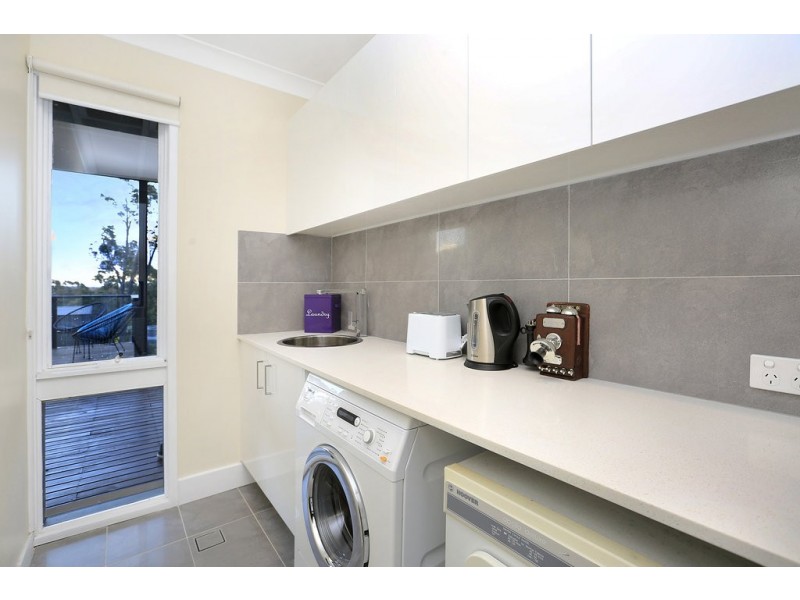 4 Grandview Parade, Hill Top NSW 2575