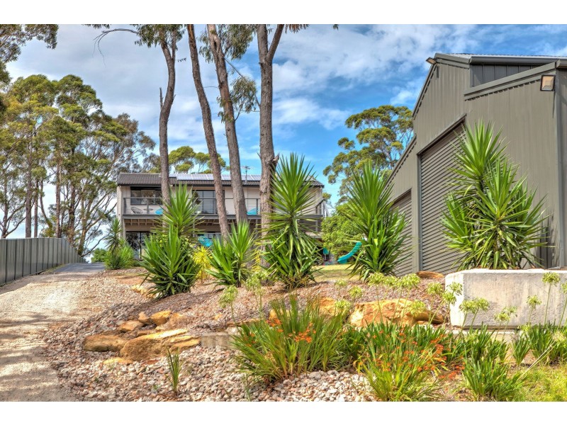 4 Grandview Parade, Hill Top NSW 2575