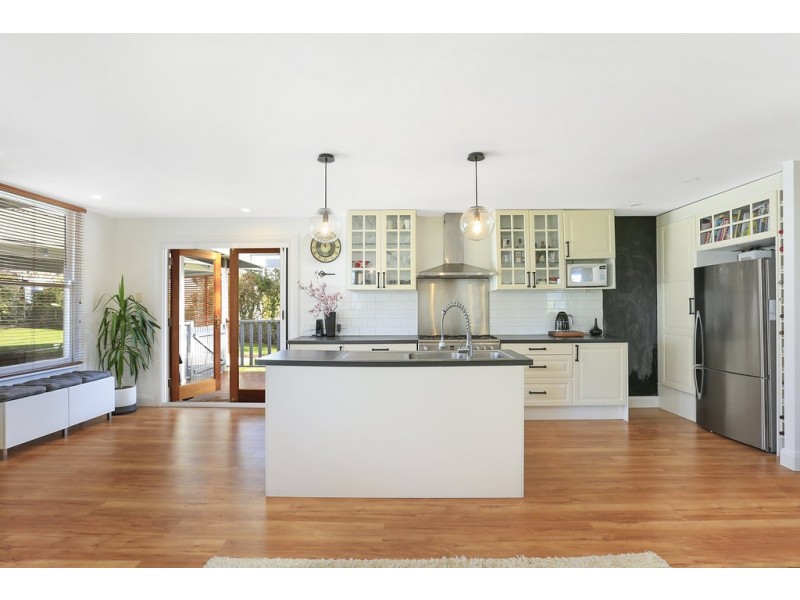 20 Station Road, Aylmerton NSW 2575