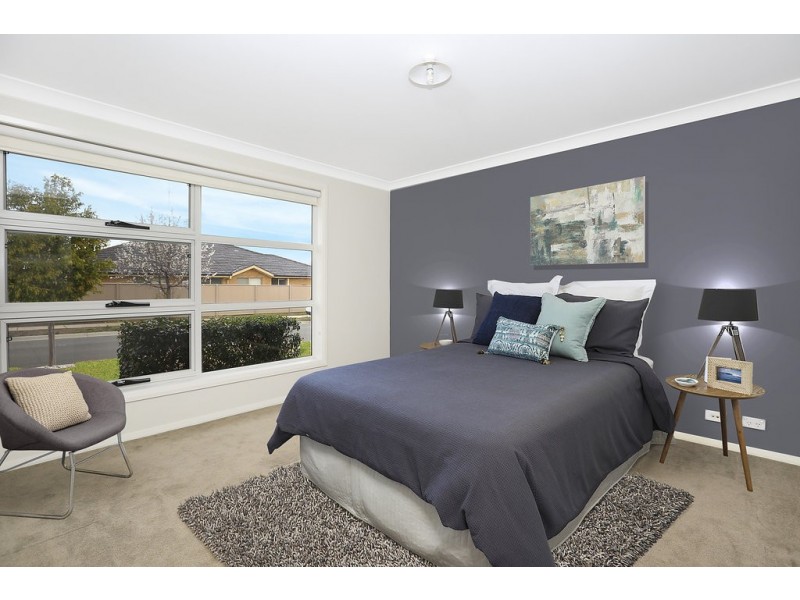 24 Gallina Drive, Spring Farm NSW 2570