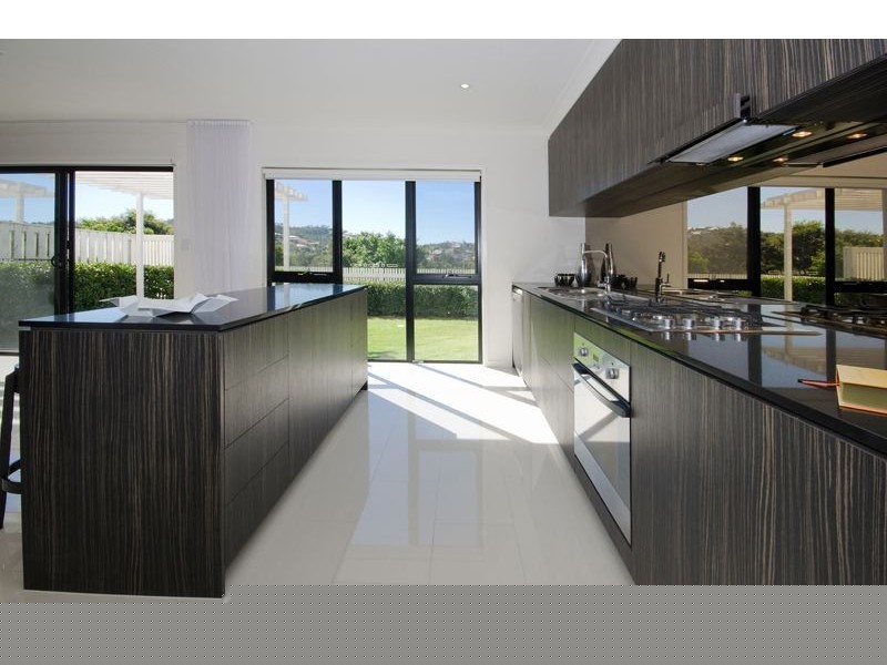 71/18 Archipelago Street, Pacific Pines QLD 4211