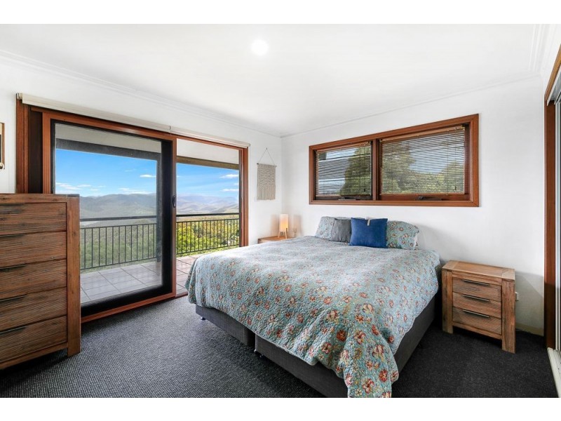 26 Loop Road, Lower Beechmont QLD 4211