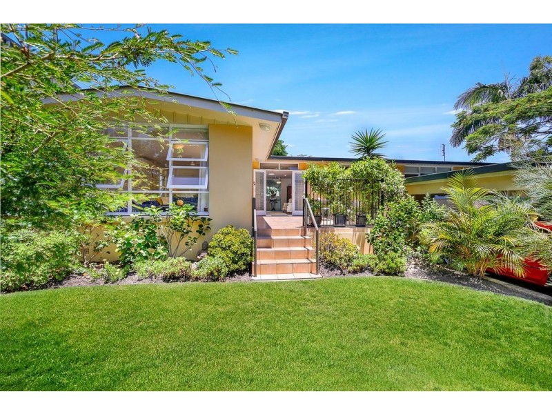 11 Maxwell Brown Drive, Southport QLD 4215