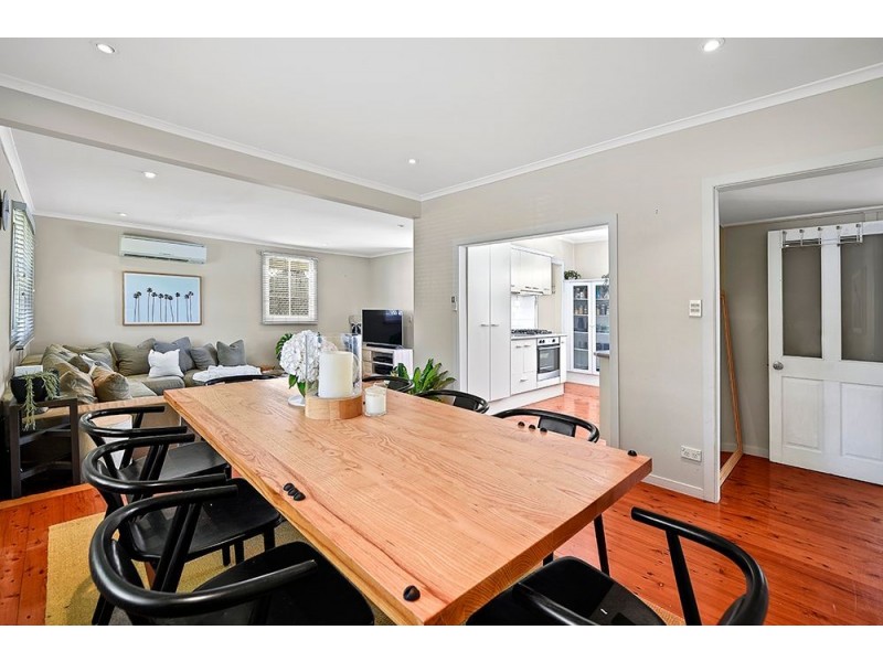 14 Harcourt Crescent, Southport QLD 4215