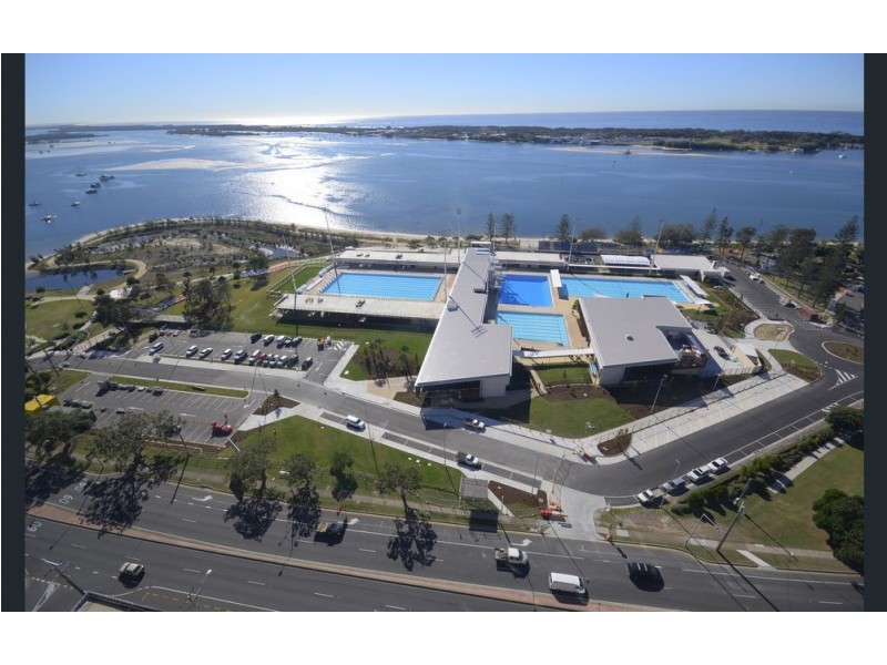 14 Harcourt Crescent, Southport QLD 4215