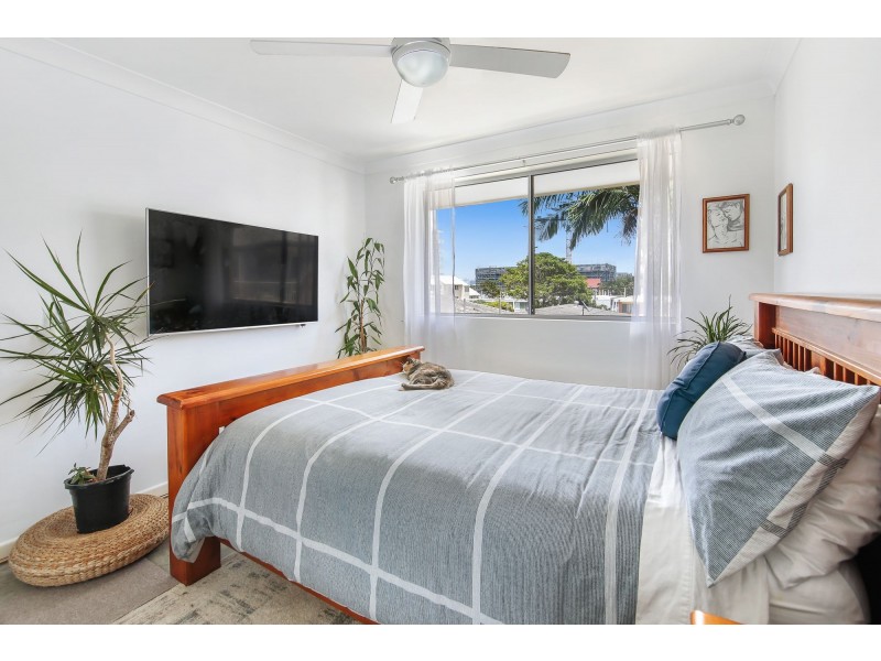 16/26 Stanhill Drive, Chevron Island QLD 4217