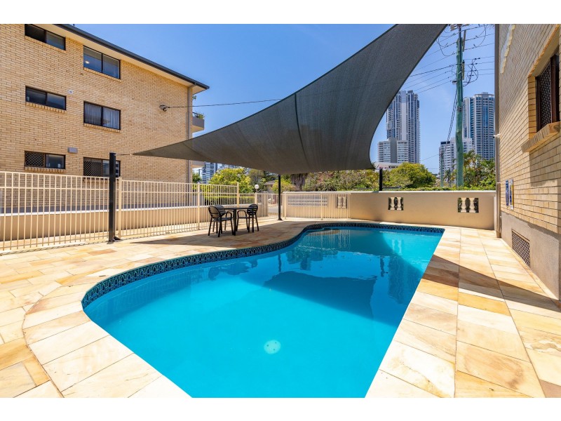 16/26 Stanhill Drive, Chevron Island QLD 4217