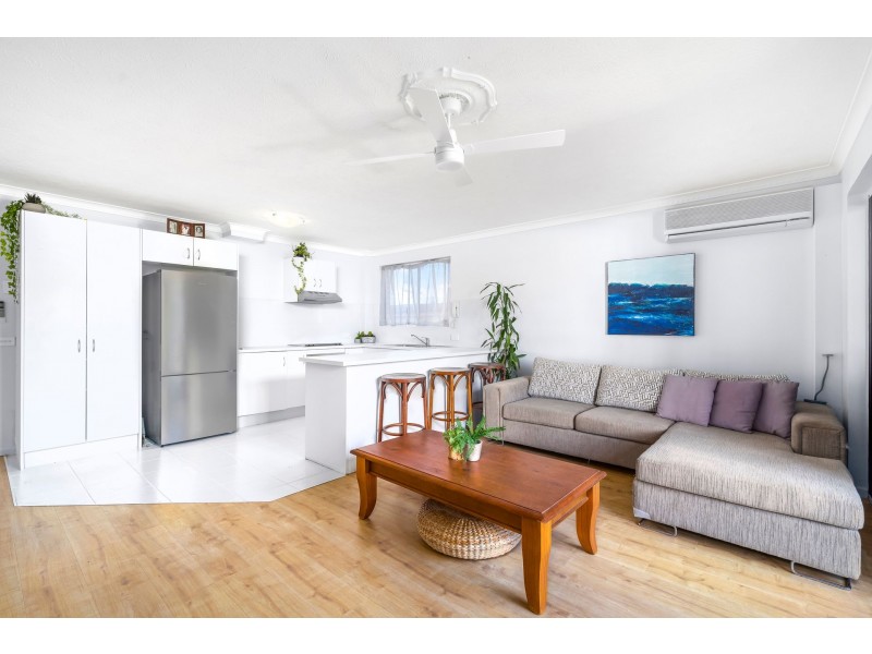 8/26 Stanhill Drive, Chevron Island QLD 4217