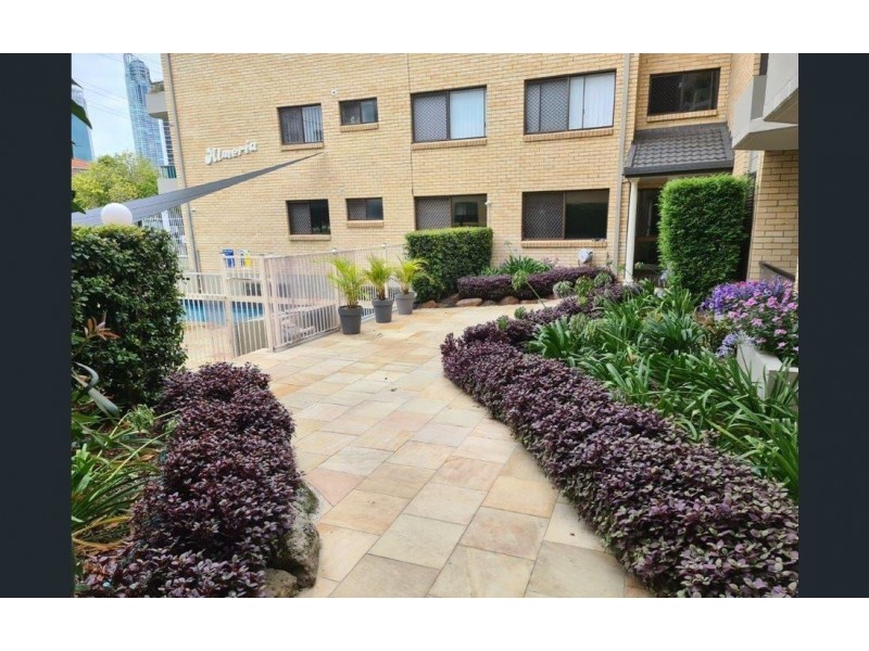 8/26 Stanhill Drive, Chevron Island QLD 4217