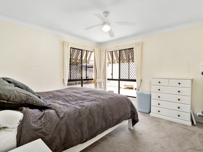 2/10 Alkira Avenue, Palm Beach QLD 4221