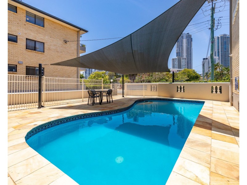 13/26 Stanhill Drive, Chevron Island QLD 4217