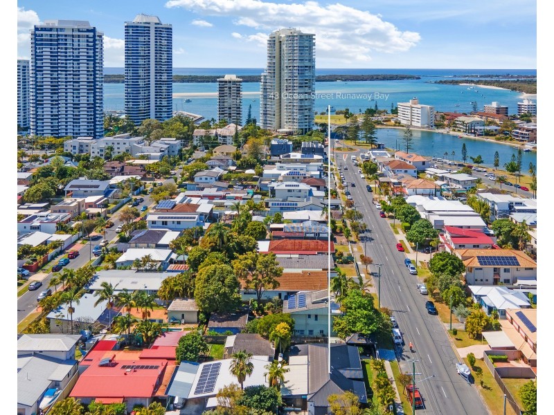 43 Ocean Street, Runaway Bay QLD 4216