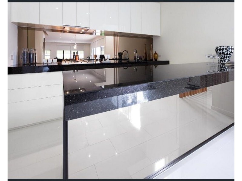 10011 The Boulevard Lane, Benowa QLD 4217