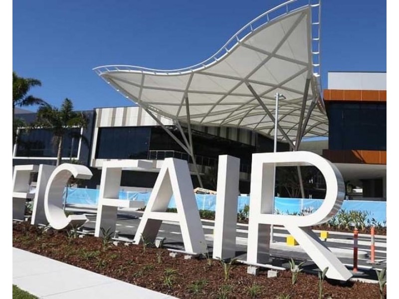 36 Sunshine Boulevard, Broadbeach Waters QLD 4218