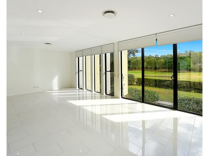 916 Medinah Avenue, Robina QLD 4226