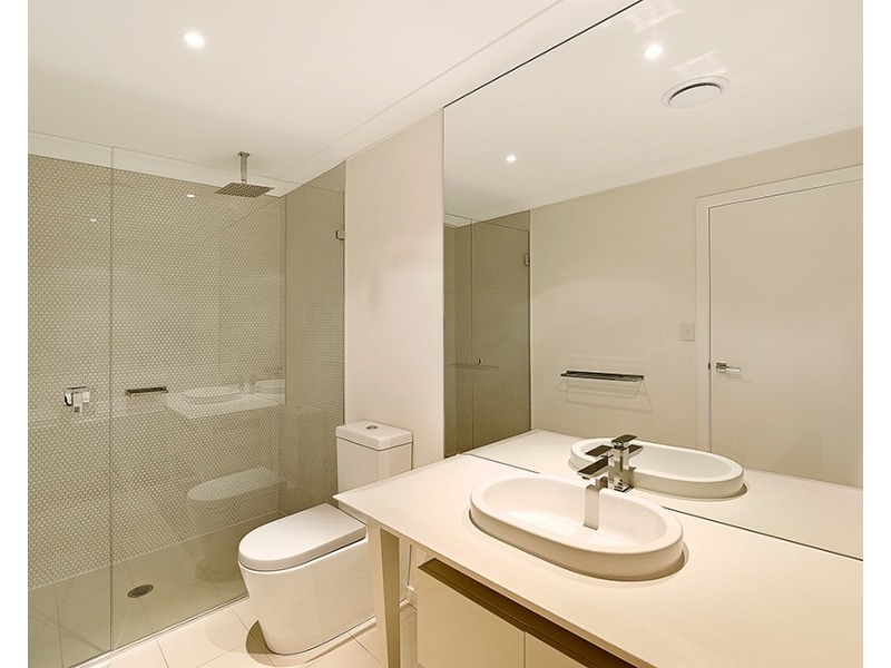 916 Medinah Avenue, Robina QLD 4226