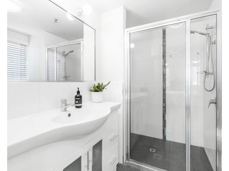 7B/7 Fern Street, Surfers Paradise QLD 4217