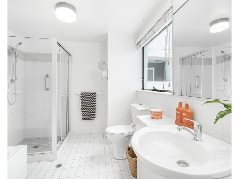 7B/7 Fern Street, Surfers Paradise QLD 4217