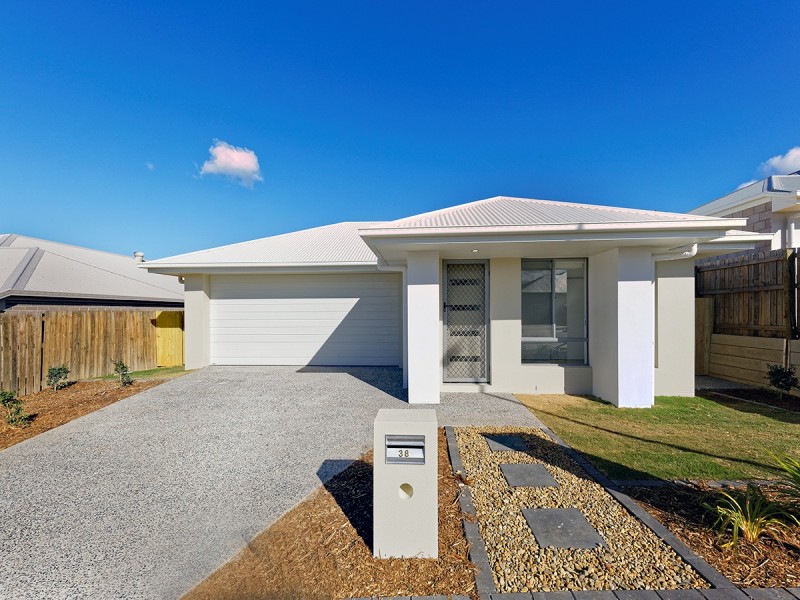 38 Woodline Drive, Spring Mountain QLD 4124