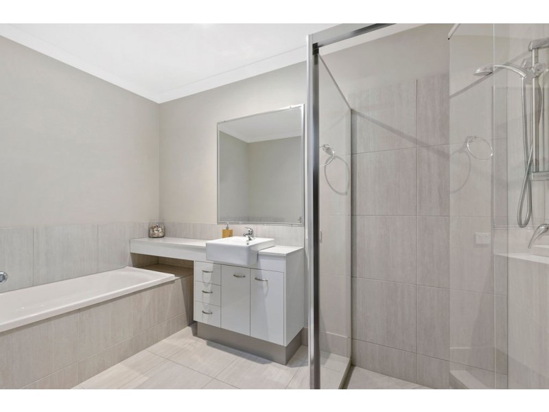 20 Kuringgai Parkway, Fitzgibbon QLD 4018