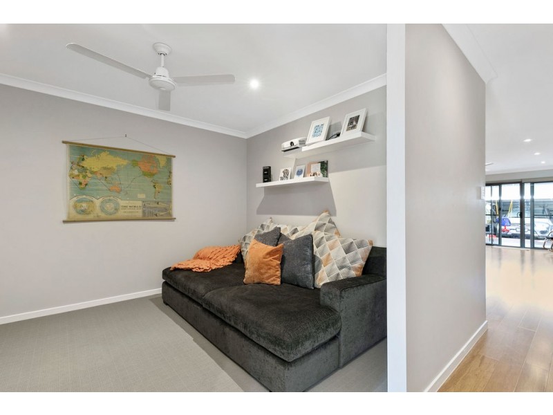 20 Kuringgai Parkway, Fitzgibbon QLD 4018