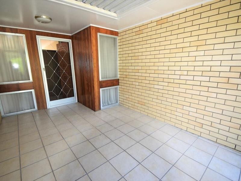 74 Springfield Street, Macgregor QLD 4109