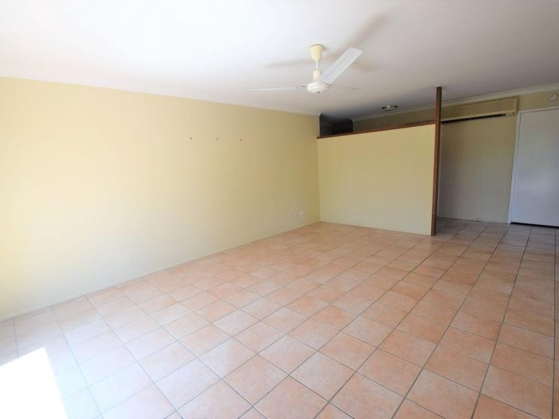 74 Springfield Street, Macgregor QLD 4109