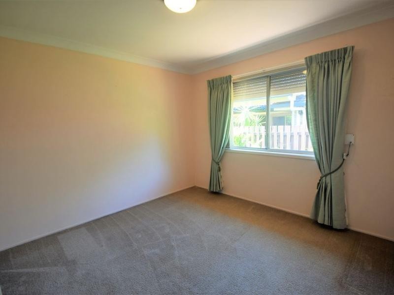 74 Springfield Street, Macgregor QLD 4109