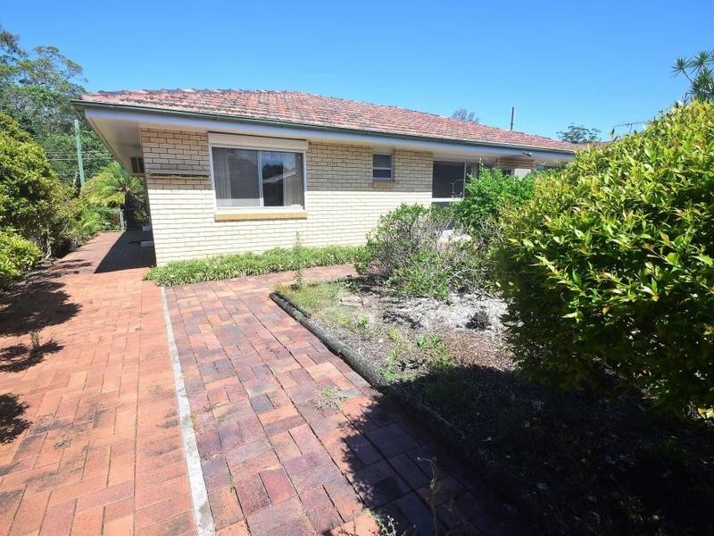 74 Springfield Street, Macgregor QLD 4109